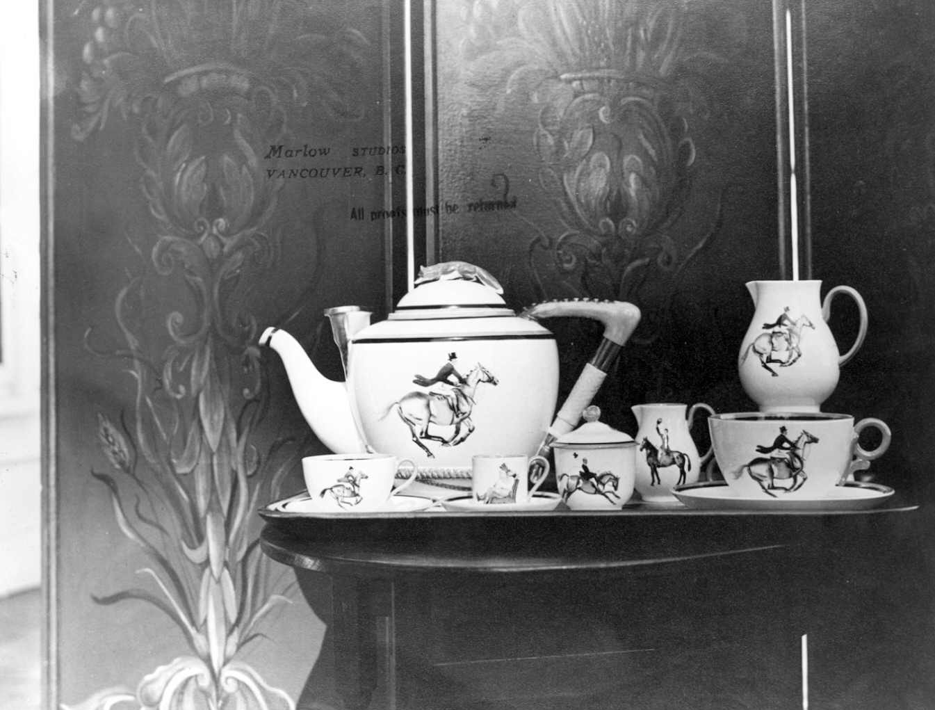 Lodge Hamber tea set